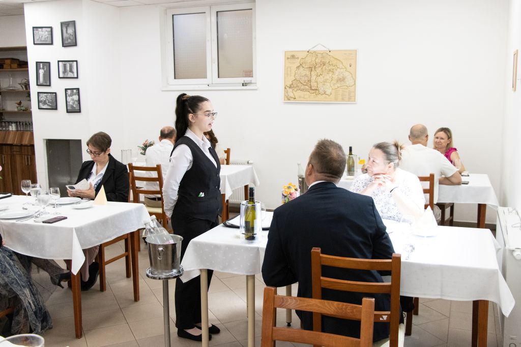 Pincér vizsga 2026